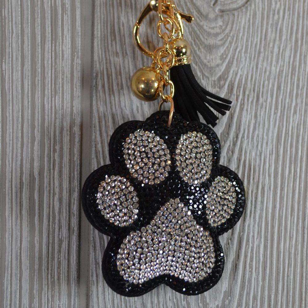 NWT Dog Paw Key Ring with Tassel Sparkle Gold Tone - Picture 2 of 2